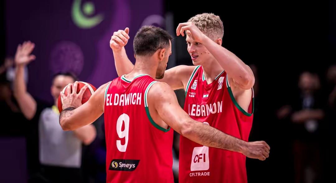 英雄联盟s15-包含国际比赛日马德里竞技官宣签约:CBA季后赛节点到来,气氛紧张,年轻球员得到机会的词条