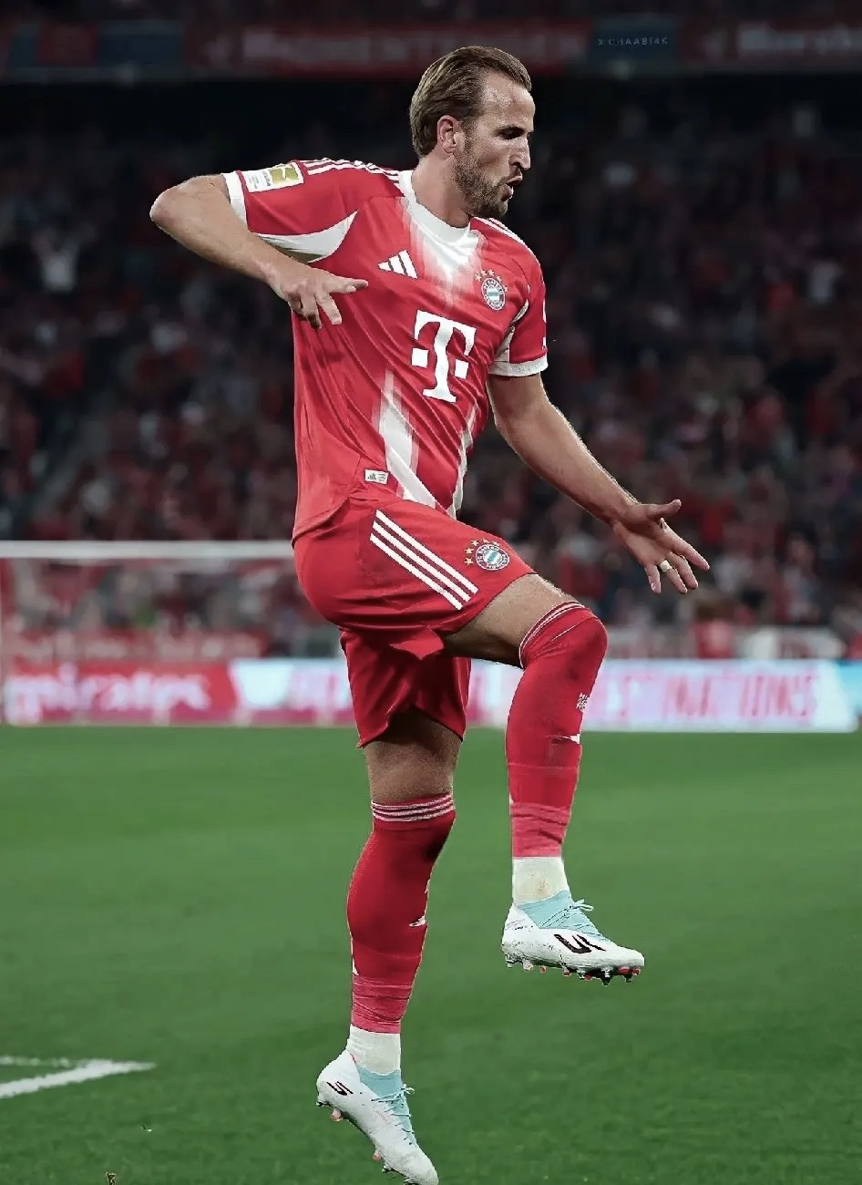 s15全球总决赛-包含转折点！拜仁慕尼黑强势反弹；CBA常规赛冲刺阶段攻防权衡；震撼外界；年轻球员得到机会的词条