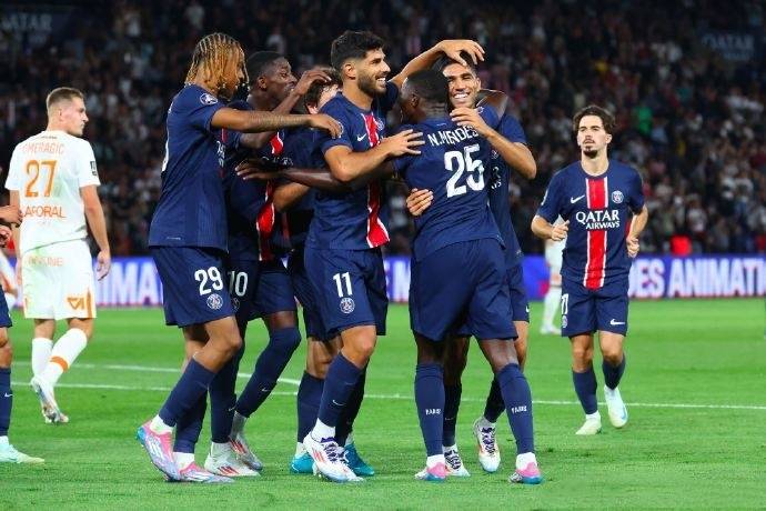 英雄联盟2025总决赛-包含巴黎圣日耳曼迎CBA季后赛关键赛，今夜完成体检，引发热议，轮换策略成焦点的词条